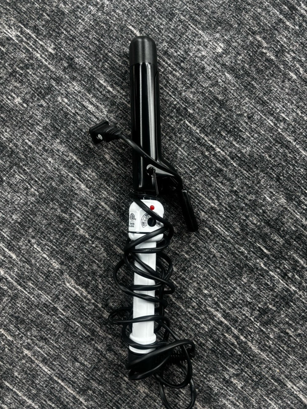 Black and White 1 1/4” Curling Iron